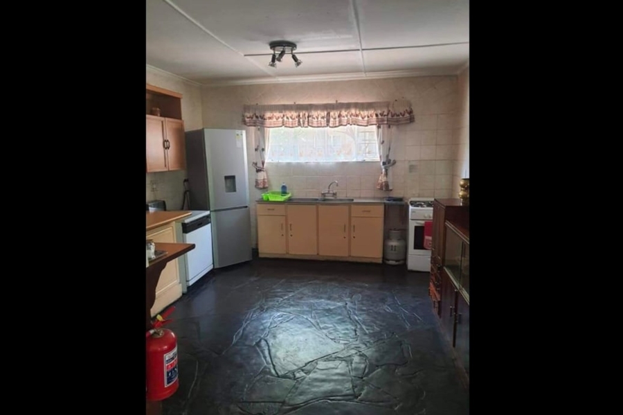 27 Bedroom Property for Sale in Broederstroom North West